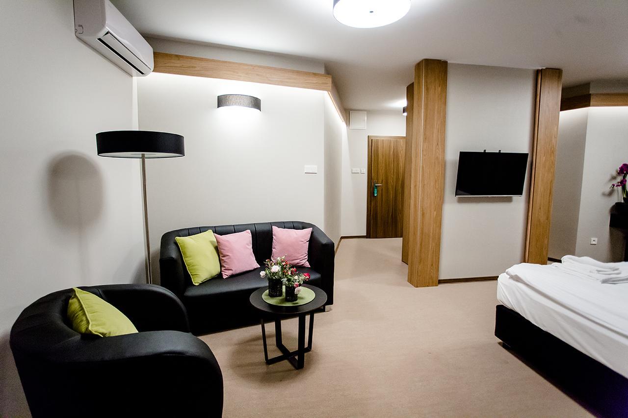 Bed and Breakfast Bulwary Biznes Mielec Esterno foto